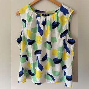 Sleeveless top